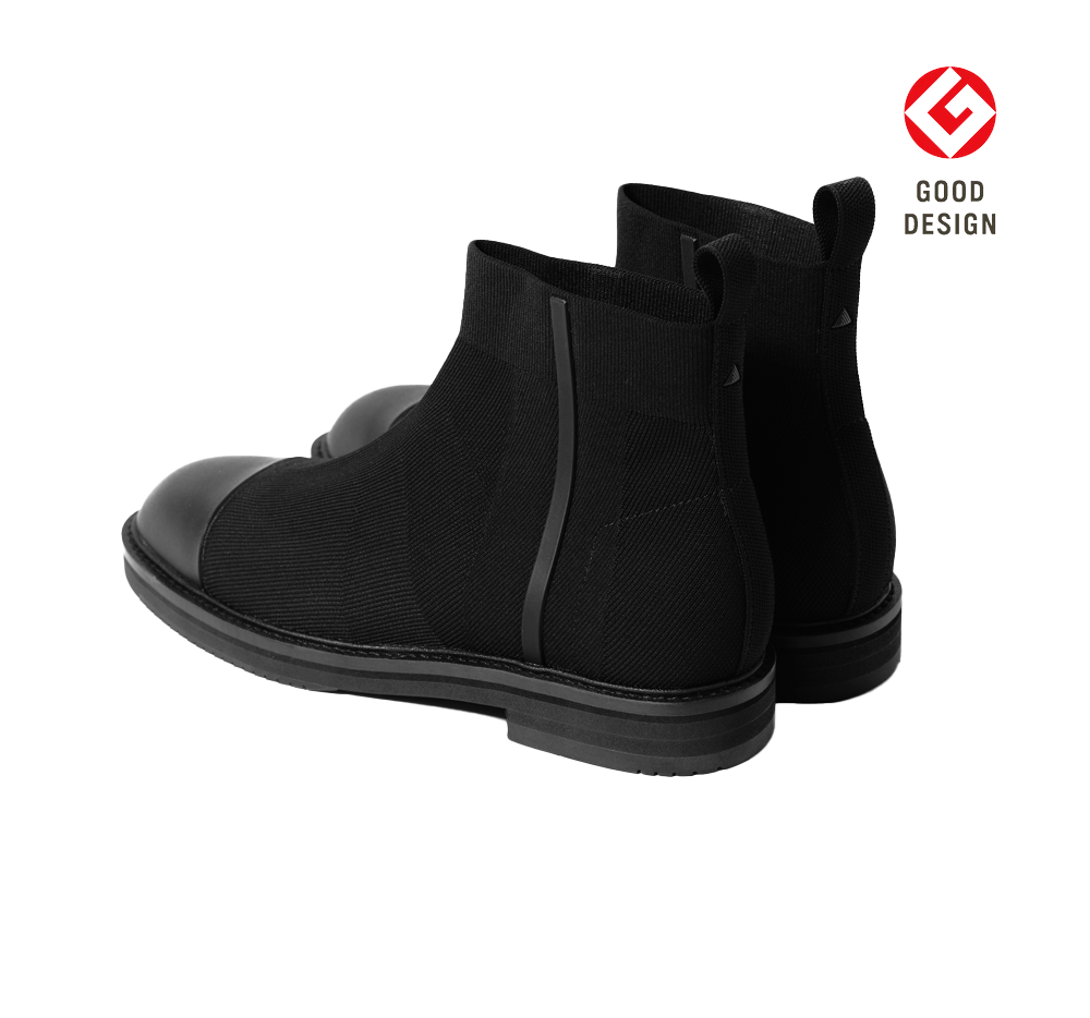 CHELSEA BOOTS
